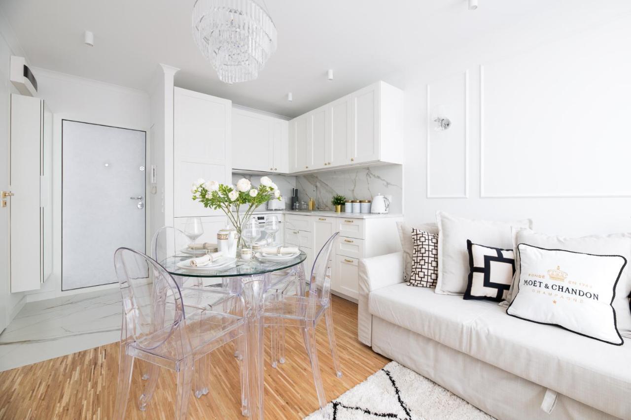 Glam & Modern By Cooee Apartments وارسو المظهر الخارجي الصورة