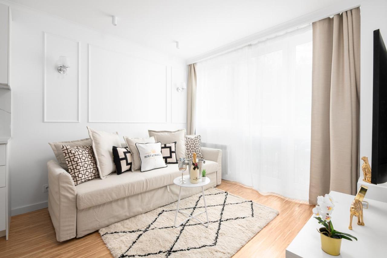 Glam & Modern By Cooee Apartments وارسو المظهر الخارجي الصورة